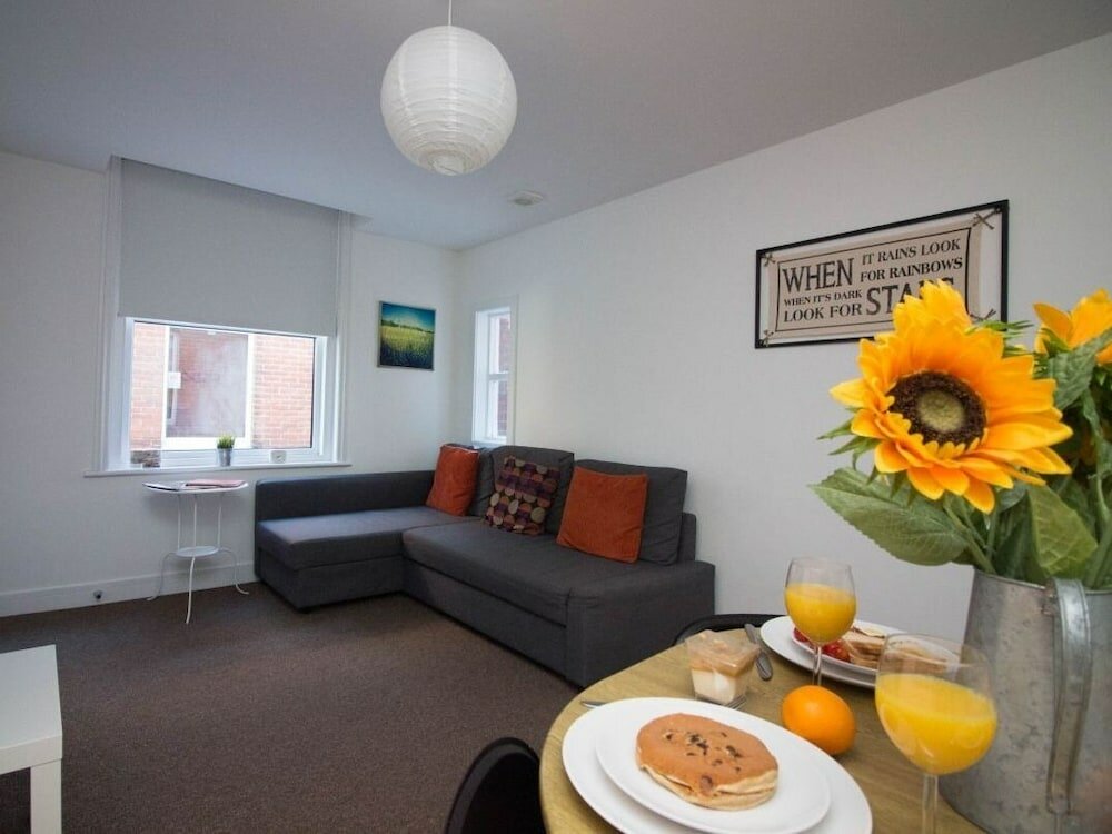 Фото Beddoe Apartments
