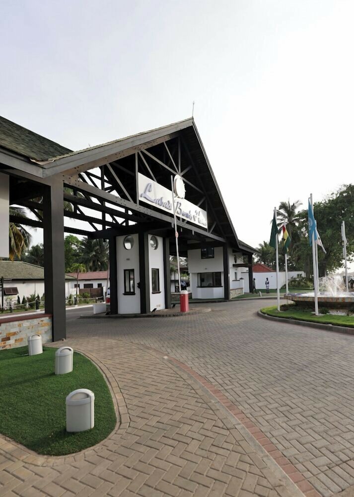 Фото Labadi Beach Hotel