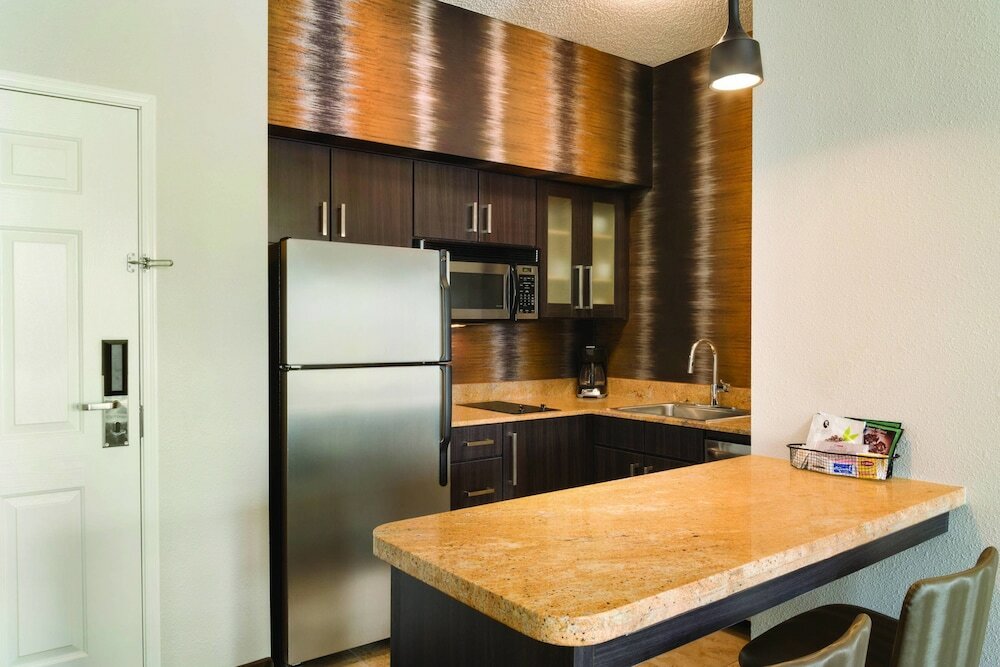 Фото Residence Inn by Marriott Denver City Center