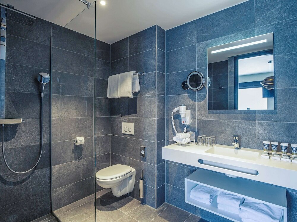 Фото Mercure Hotel Amsterdam Sloterdijk Station