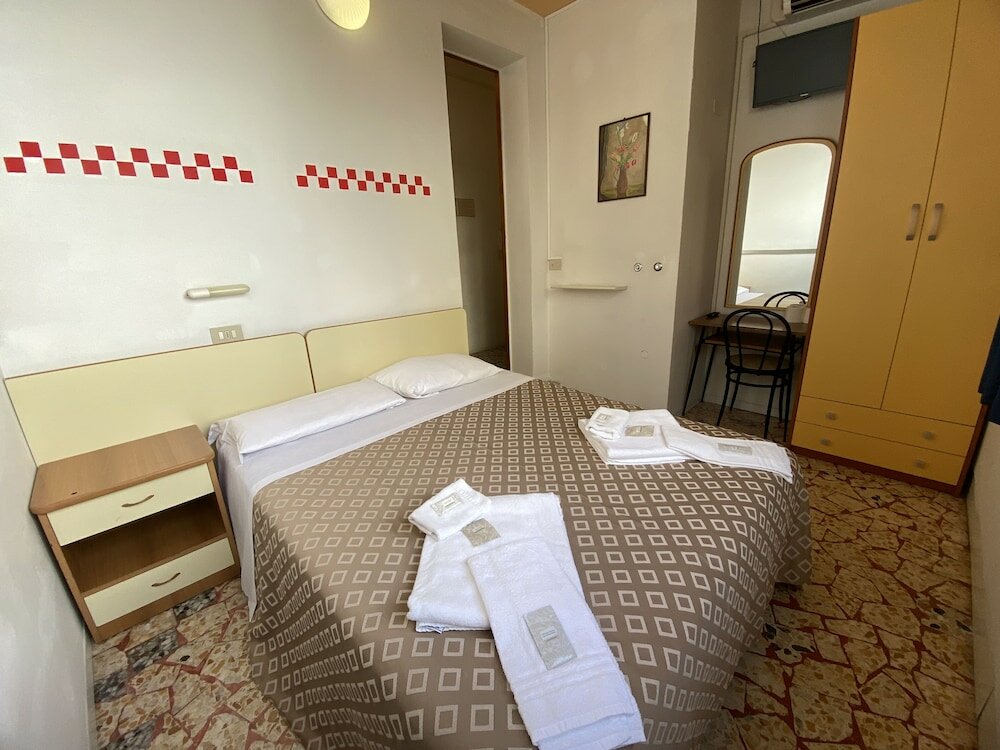 Фото Hotel Nanni Garni