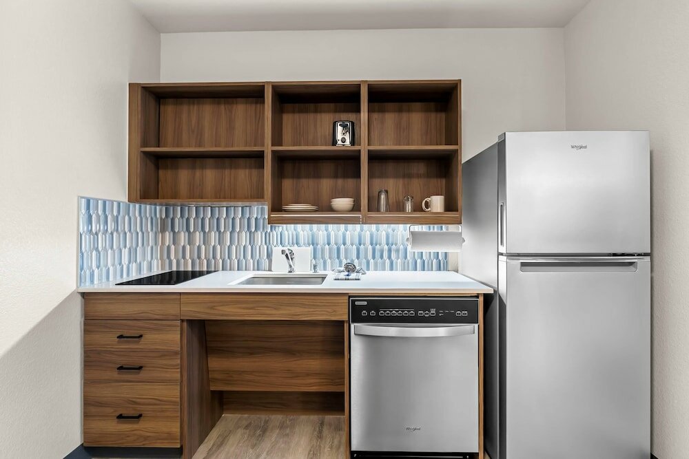 Фото Everhome Suites Temecula