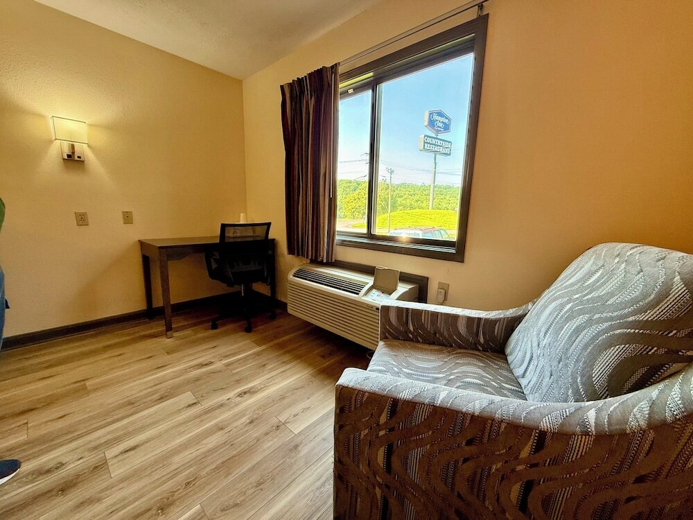 Фото Super 8 by Wyndham Hillsville