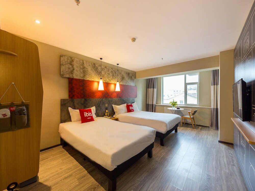 Фото Ibis Lanzhou Dongfanghong Plaza Hotel