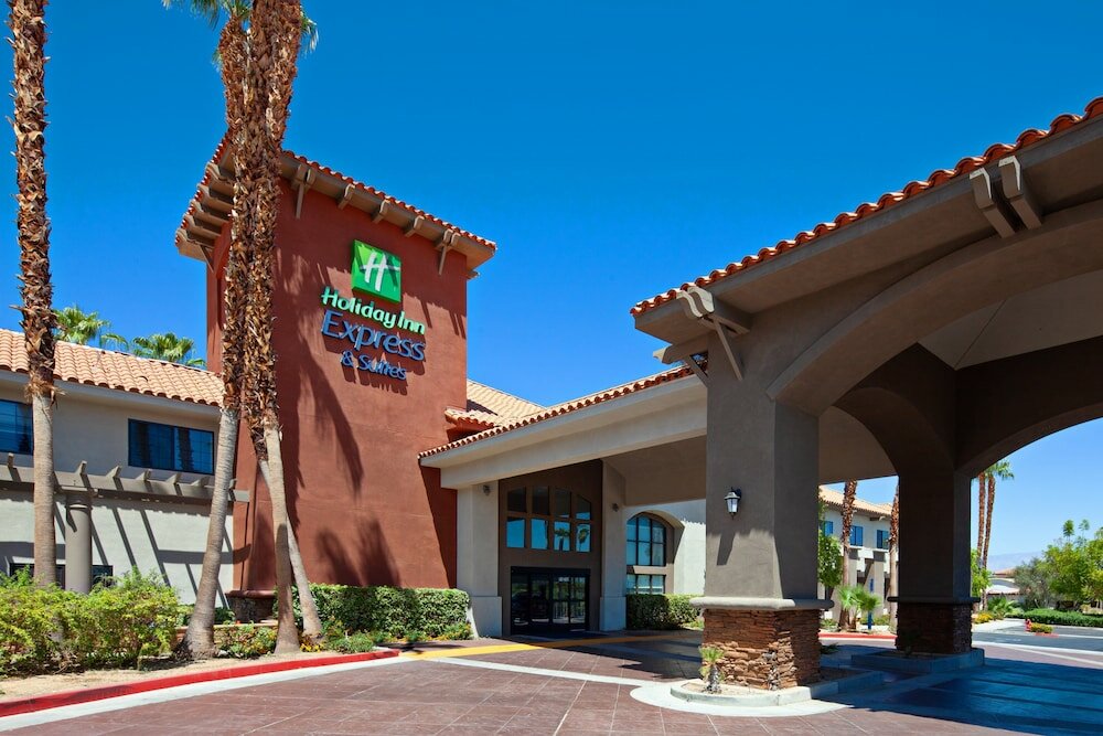 Фото Holiday Inn Express & Suites Rancho Mirage, an Ihg Hotel