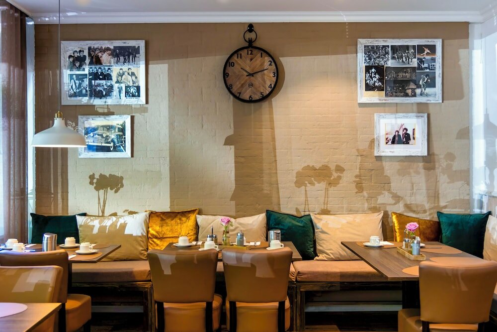 Фото Auto-Parkhotel