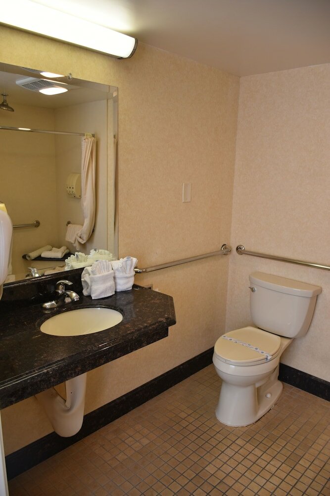 Фото Ontario Airport Inn