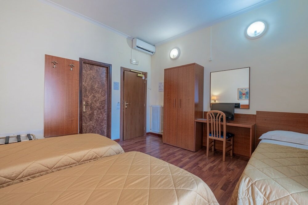 Фото Hotel Monteverde Roma