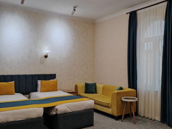 Фото отеля 2