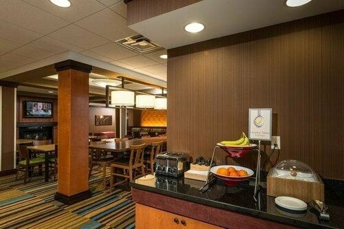 Гостиница Fairfield Inn & Suites by Marriott Augusta в Огасте