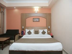 Гостиница Hotel Dolphin в Катре