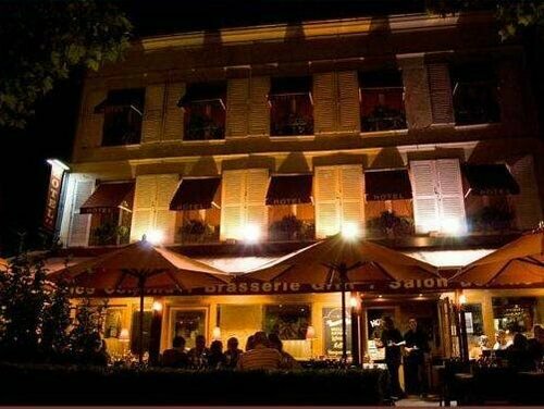 Гостиница Hotel l'Avenue в Санлях