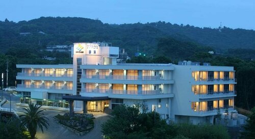 Гостиница Iyashinoyado Kurhouse Shirahama в Префектуре Вакаяма