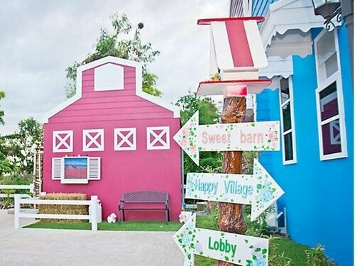 Гостиница Color Ville Resort в Саконнакхоне