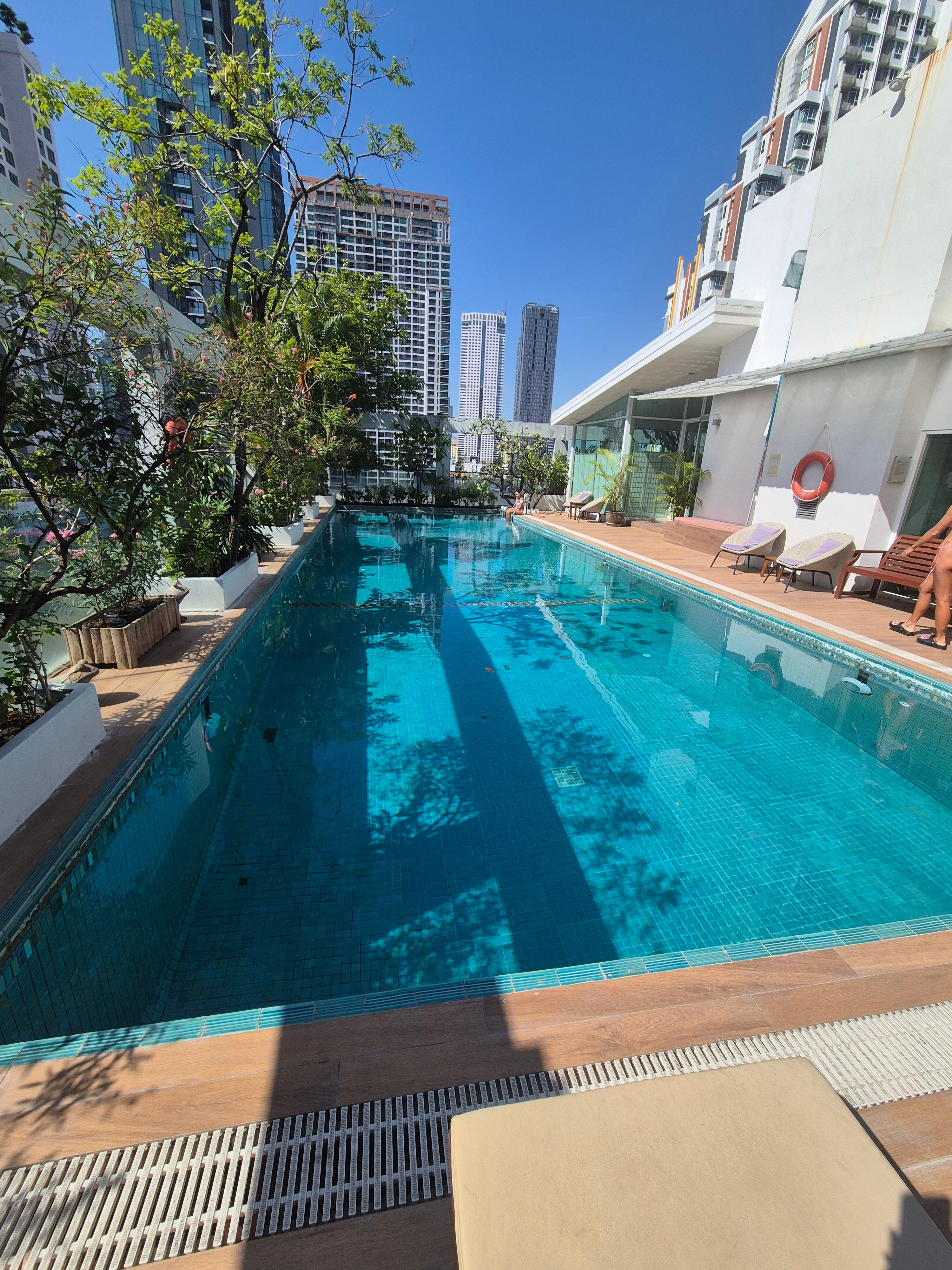 Фото Sabai Sathorn Service Apartment