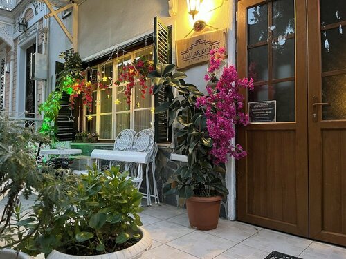 Гостиница Adalar Konak в Адаларе