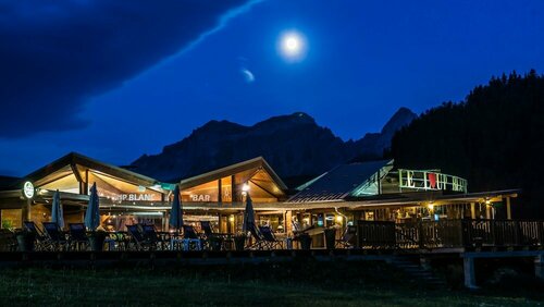 Гостиница Hôtel Le Loup Blanc в Гапе