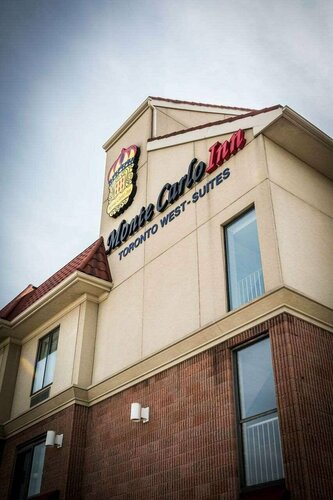 Гостиница Monte Carlo Inn Toronto West Suites в Миссиссаге