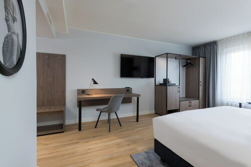 Гостиница Mercure Hotel Hannover Oldenburger Allee в Изернхагене