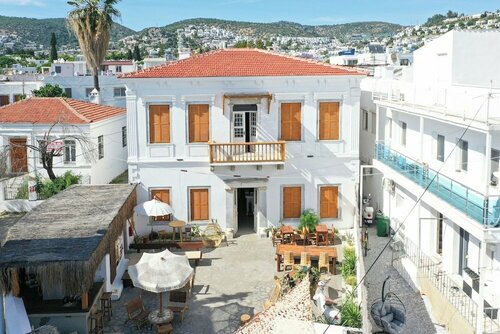 Гостиница Notarius Hotel- Teschill Bar в Бодруме