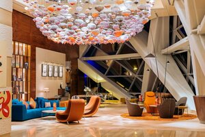 Гостиница Andaz Capital Gate