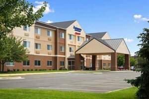 Гостиница Fairfield Inn & Suites Lansing West