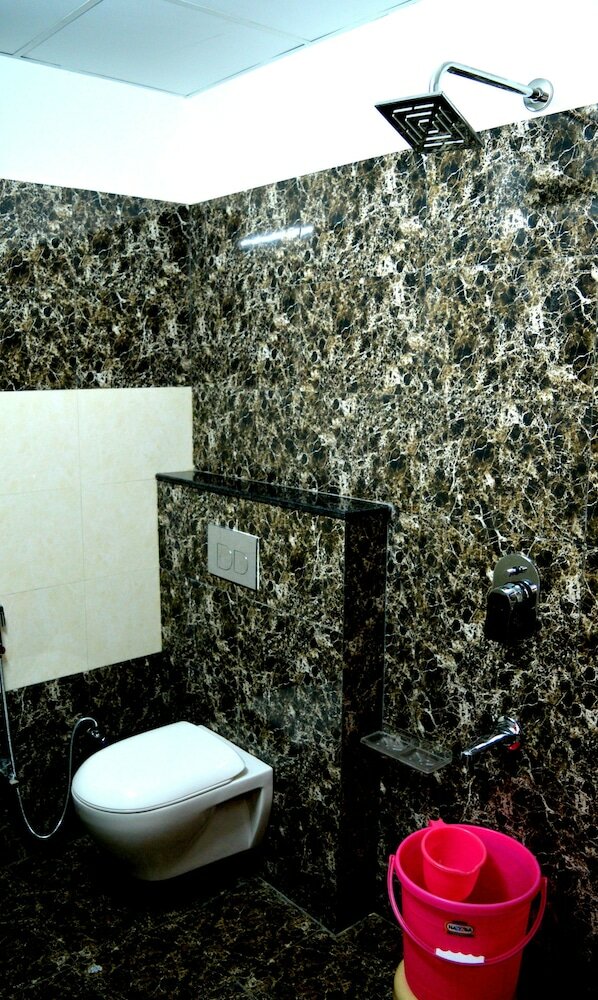 Фото Hotel Thikana Palace