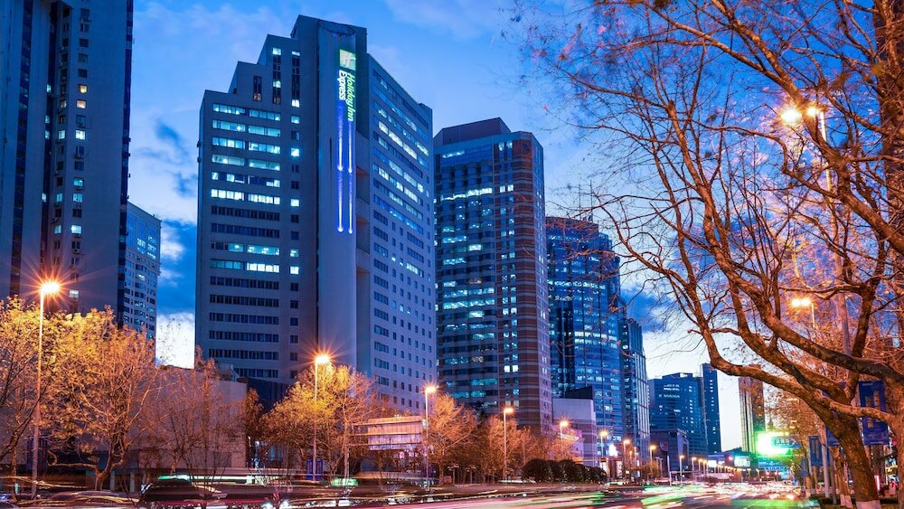 Фото Holiday Inn Express Qingdao City Center
