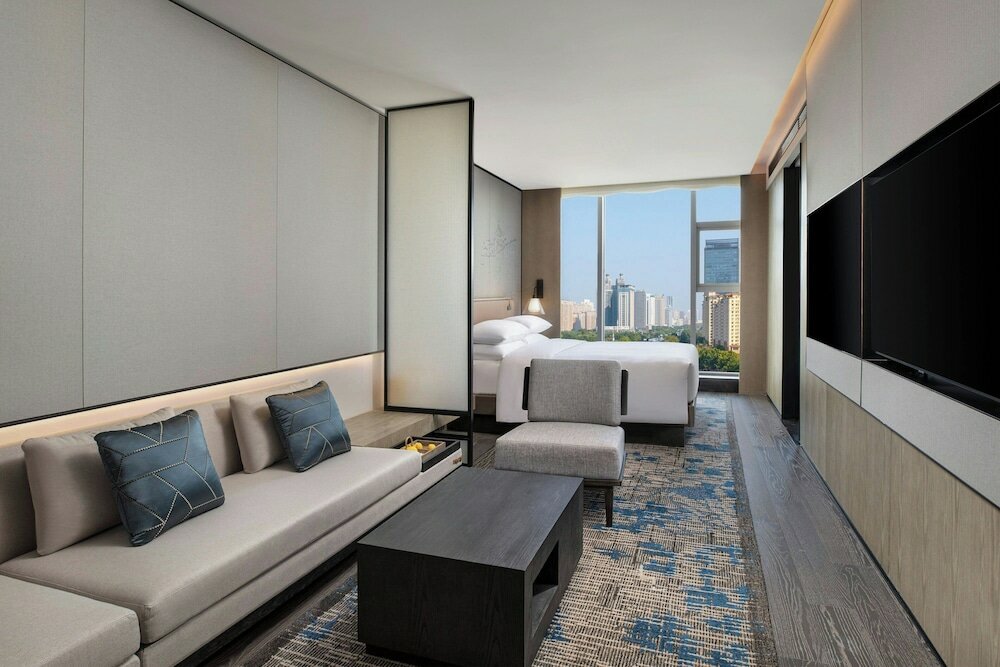 Фото Courtyard by Marriott Luoyang