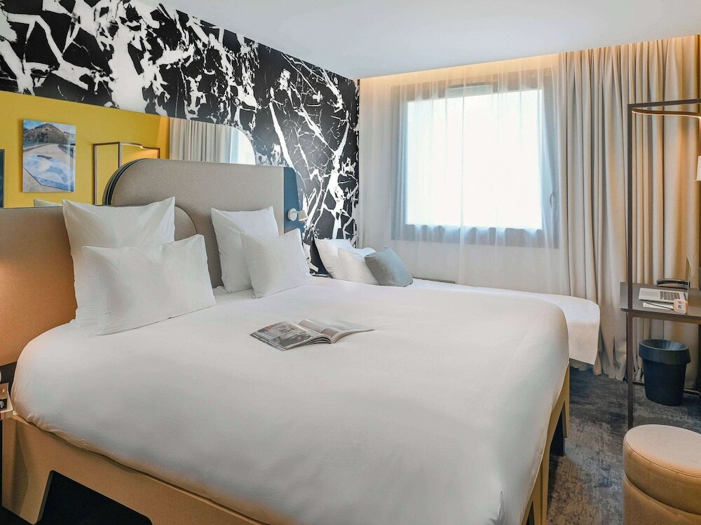 Фото TRIBE Paris La Défense Esplanade