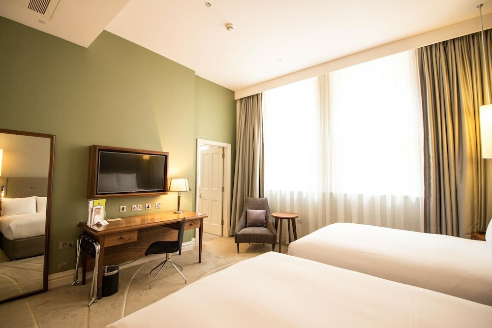 Фото DoubleTree by Hilton Hotel & SPA Liverpool