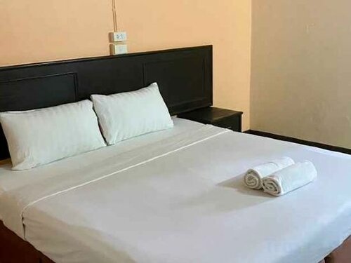 Гостиница Centerpoint Hotel в Транге