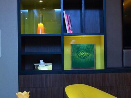 Фото Hampton by Hilton London City