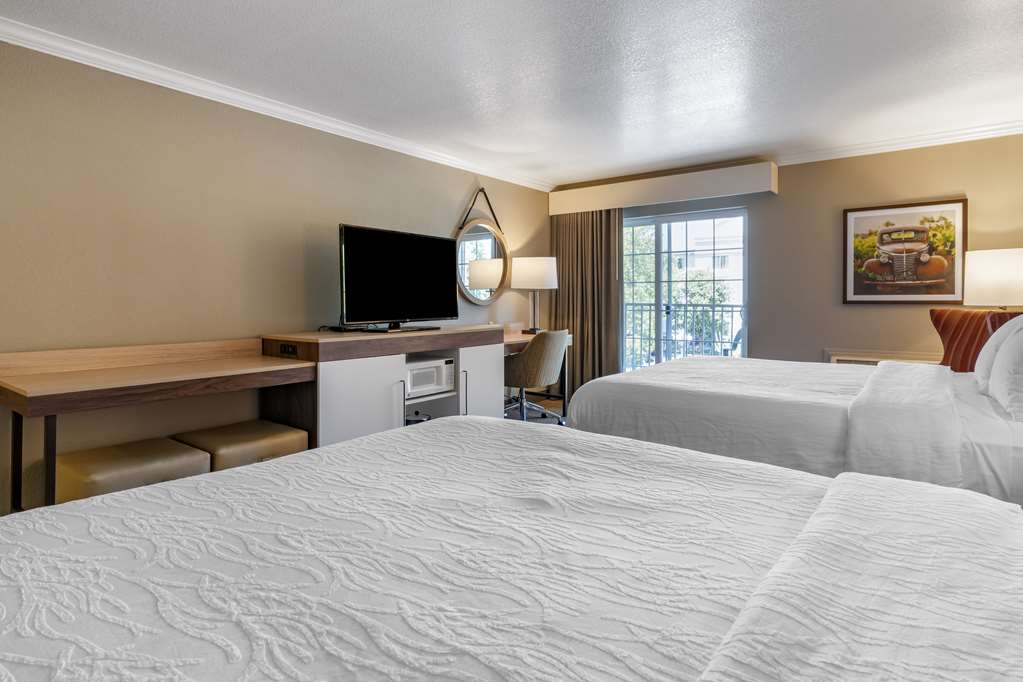 Фото Hampton Inn Ukiah