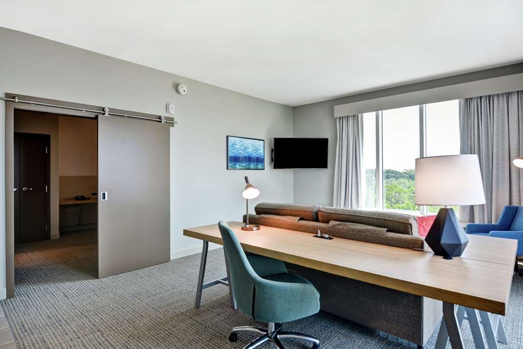 Фото Hilton Garden Inn Biloxi