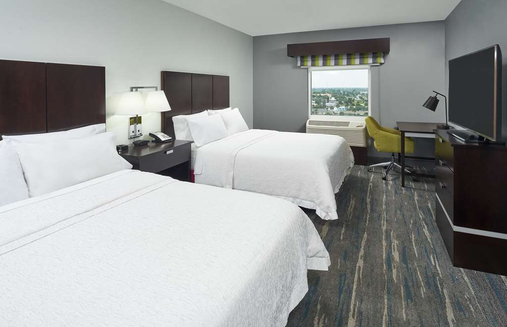 Фото Hampton Inn Daytona Beach/Beachfront