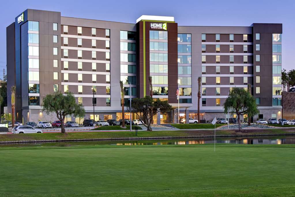 Фото Home2 Suites by Hilton Los Angeles Montebello