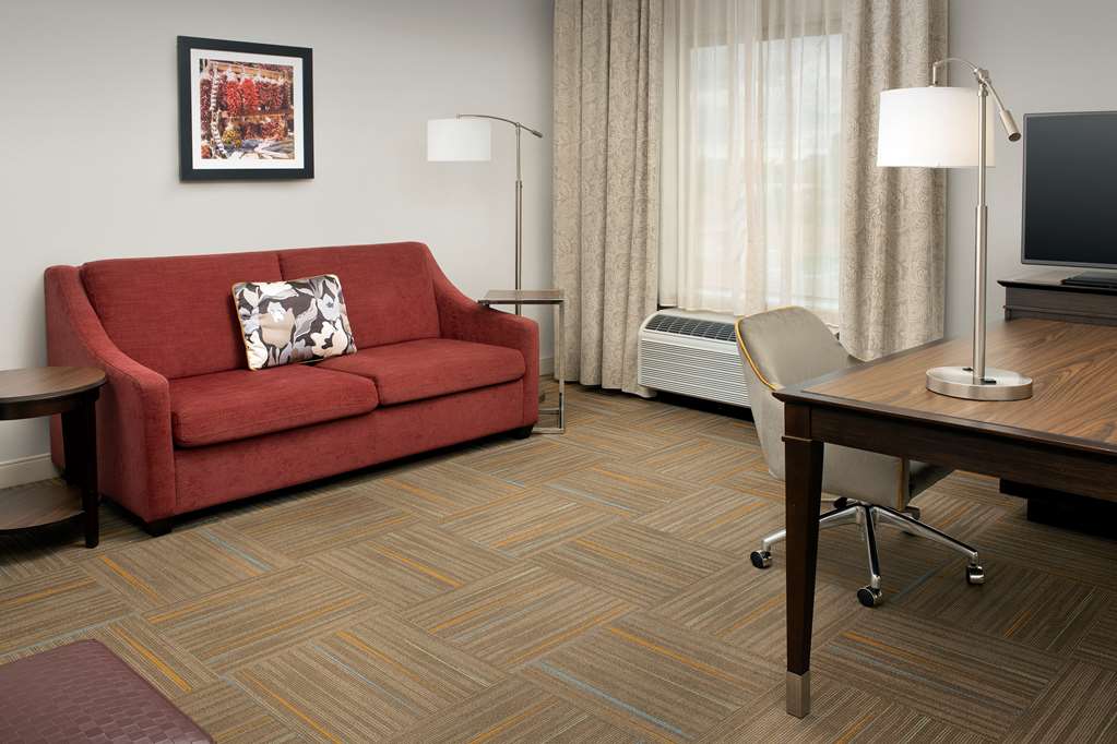 Фото Hampton Inn & Suites Phoenix Tempe