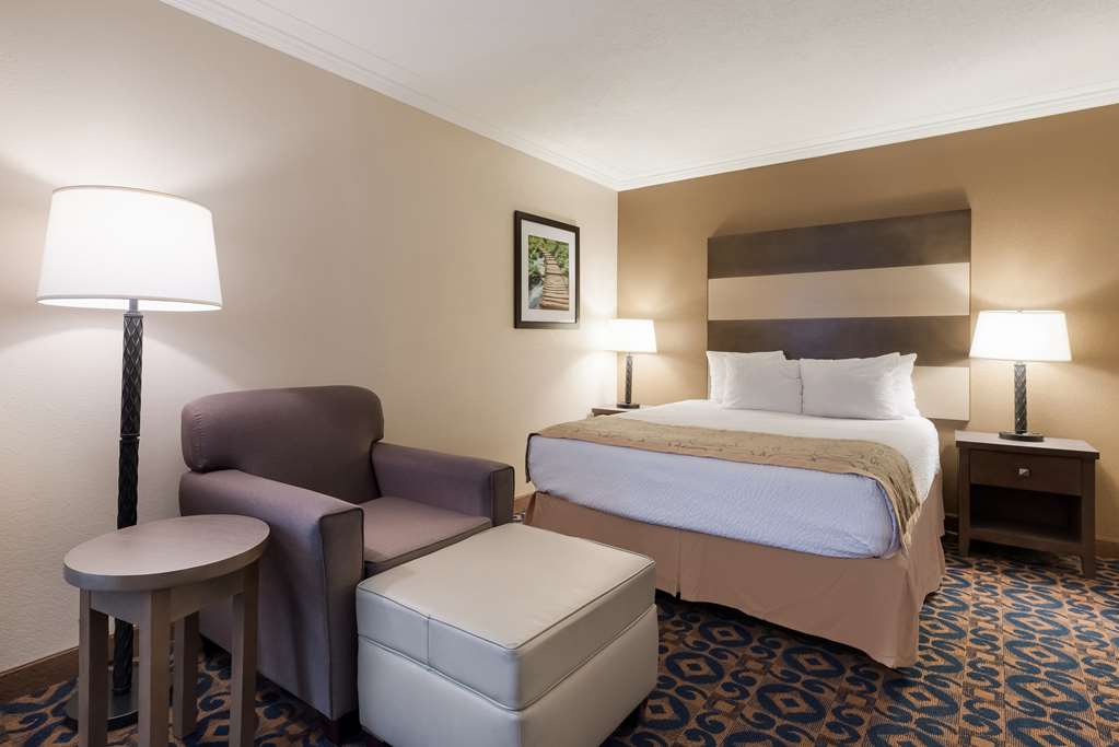 Фото Best Western Butch Cassidy Inn