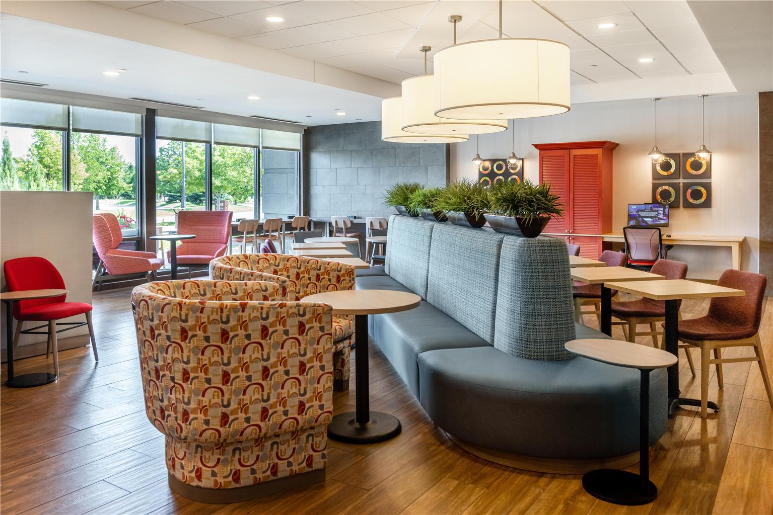 Фото Home2 Suites by Hilton Fargo, Nd