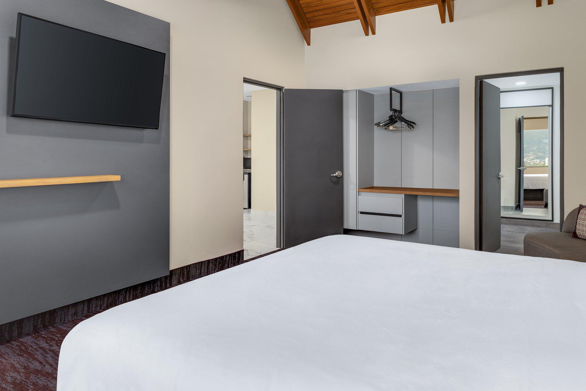 Фото Crowne Plaza San Jose La Sabana, an Ihg Hotel