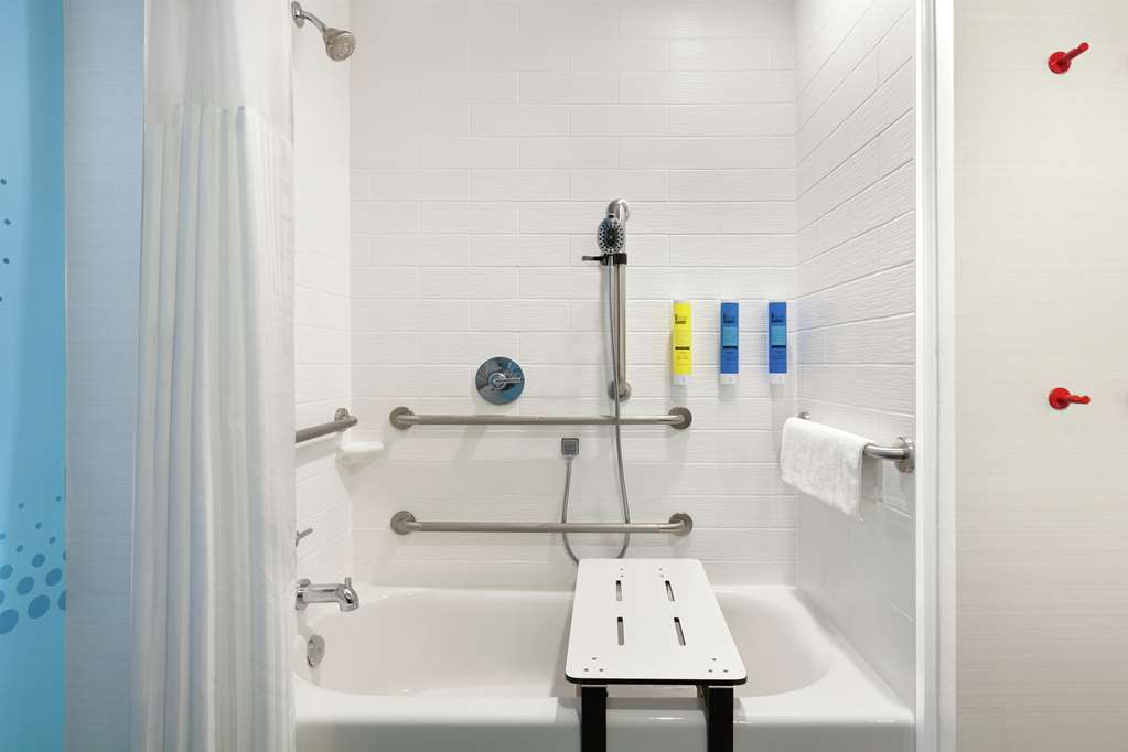 Фото Tru by Hilton Lake Charles