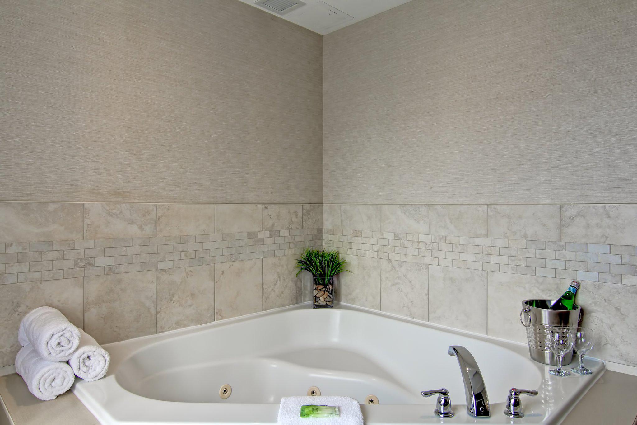 Фото Holiday Inn Express Hotel & Suites Toronto - Markham, an Ihg Hotel