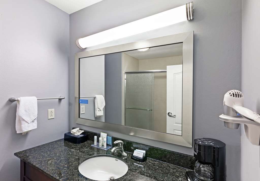 Фото Hampton Inn & Suites Shreveport/Bossier City Airline Dr, La