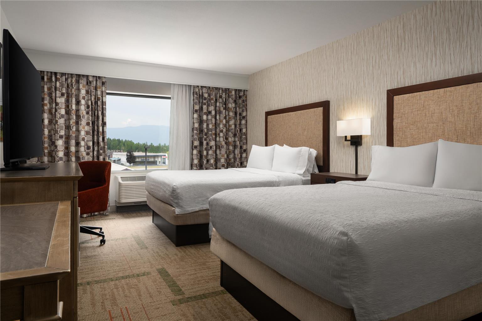Фото Hampton Inn & Suites Whitefish