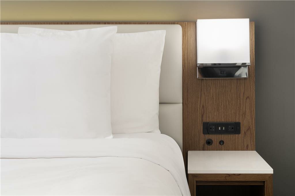 Фото Best Western Premier Empire State Hotel