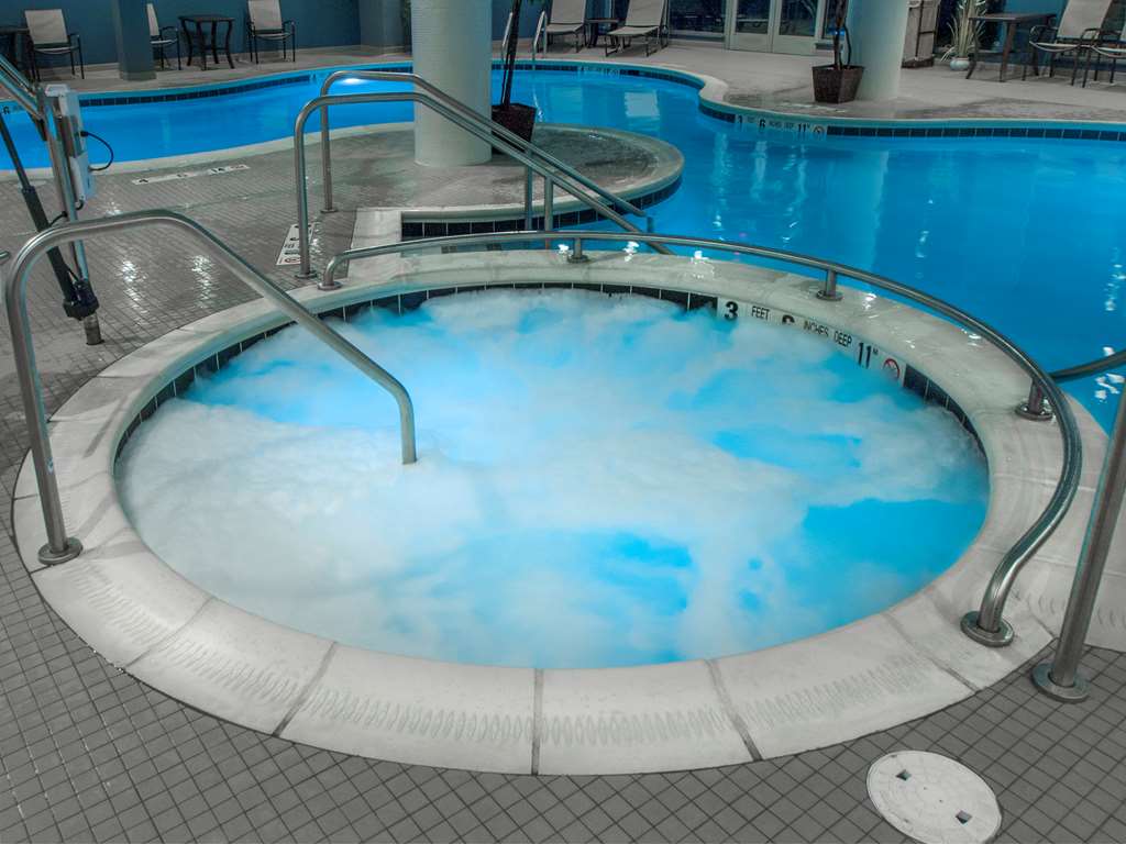 Фото DoubleTree by Hilton Hotel Niagara Falls New York