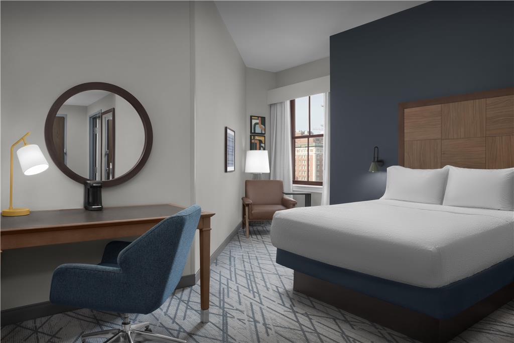 Фото Hampton Inn Indianapolis Downtown Across from Circle Centre