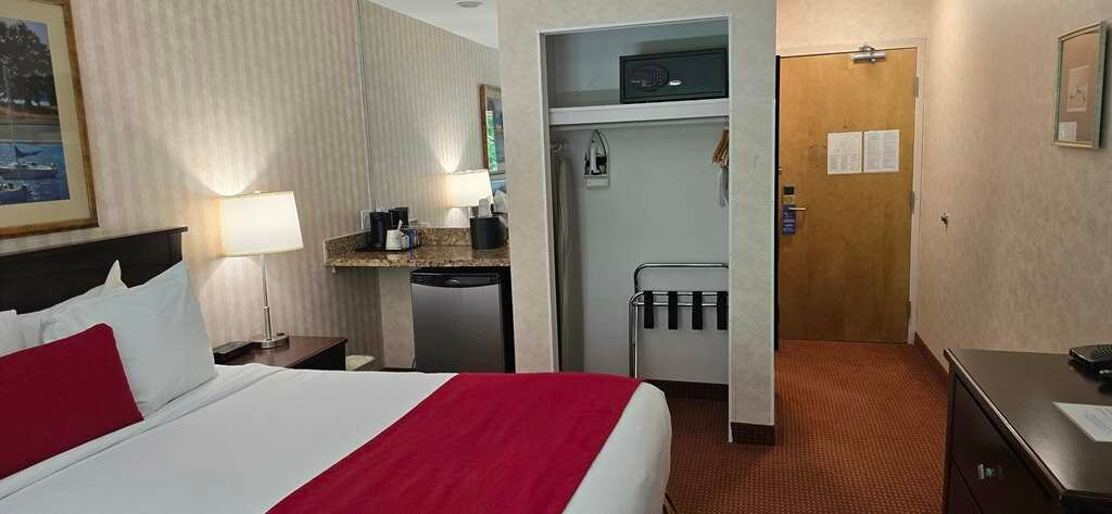 Фото SureStay by Best Western Richmond Vancouver Airport