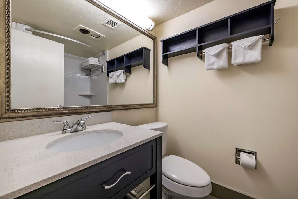 Фото Best Western Plus Thousand Oaks Inn